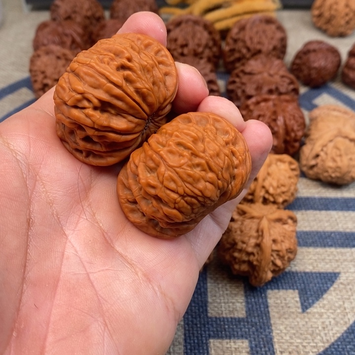 文玩核桃把件宇*芳核桃