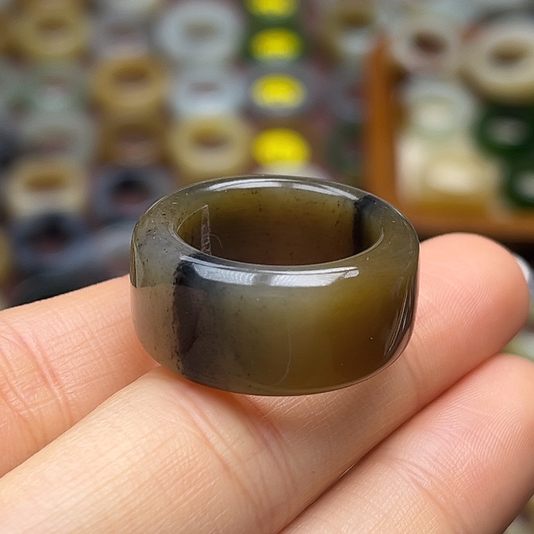 和田玉未镶嵌戒指18.6三色青花