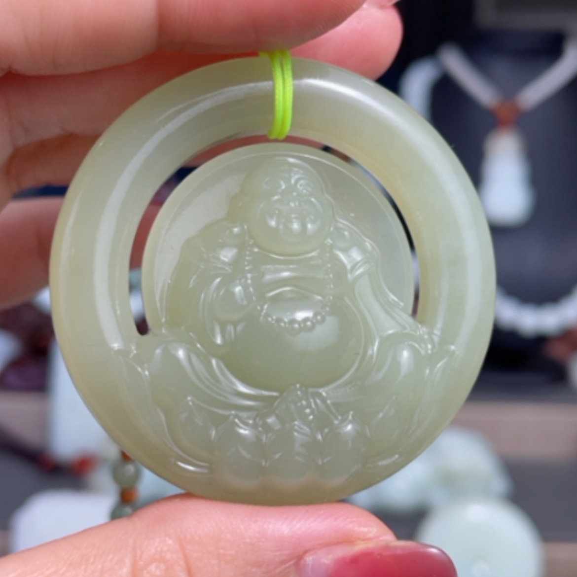 【闪购商品】颈饰未镶嵌和田玉