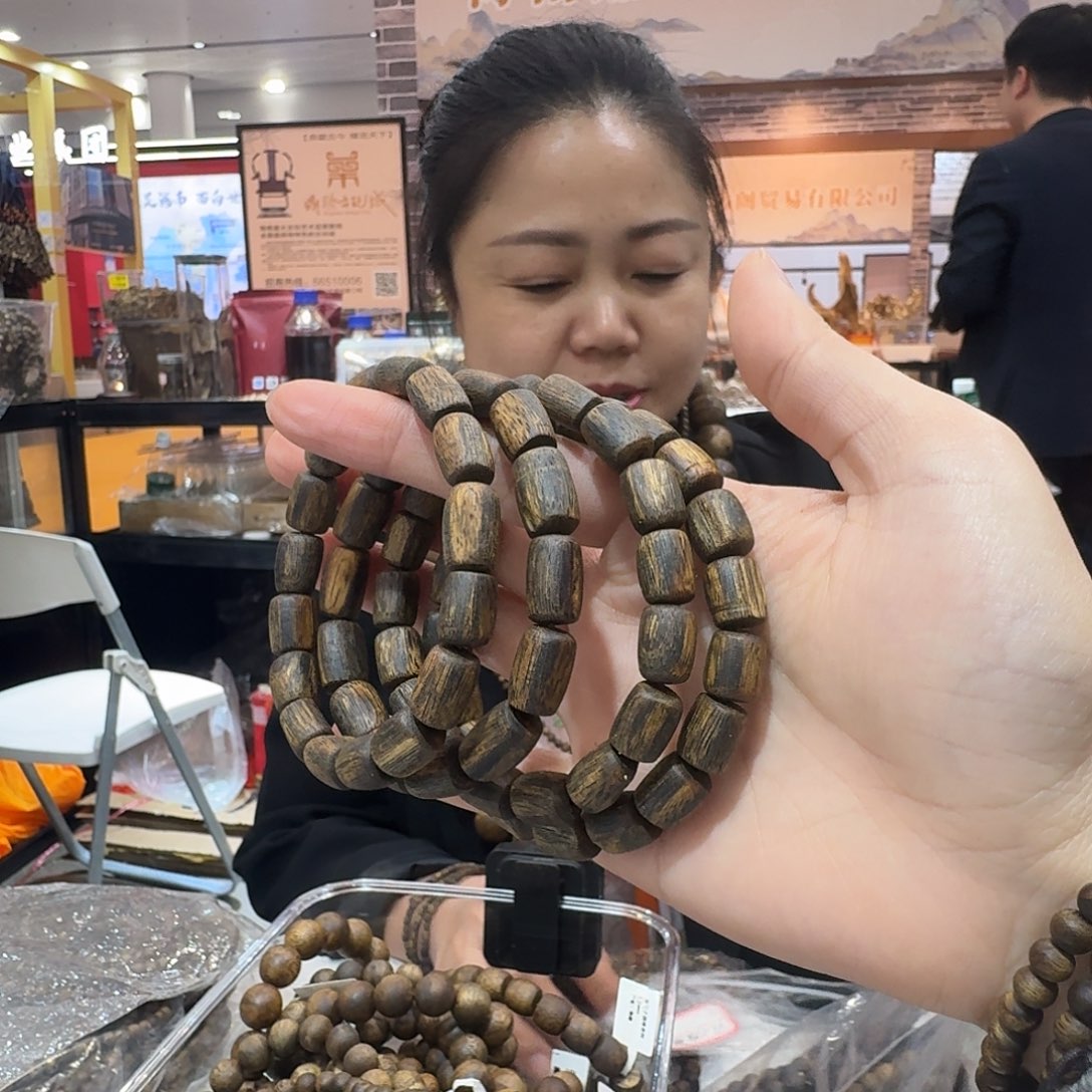 沉香沉香枕白棋树心 1.0-10 克+多样性发一