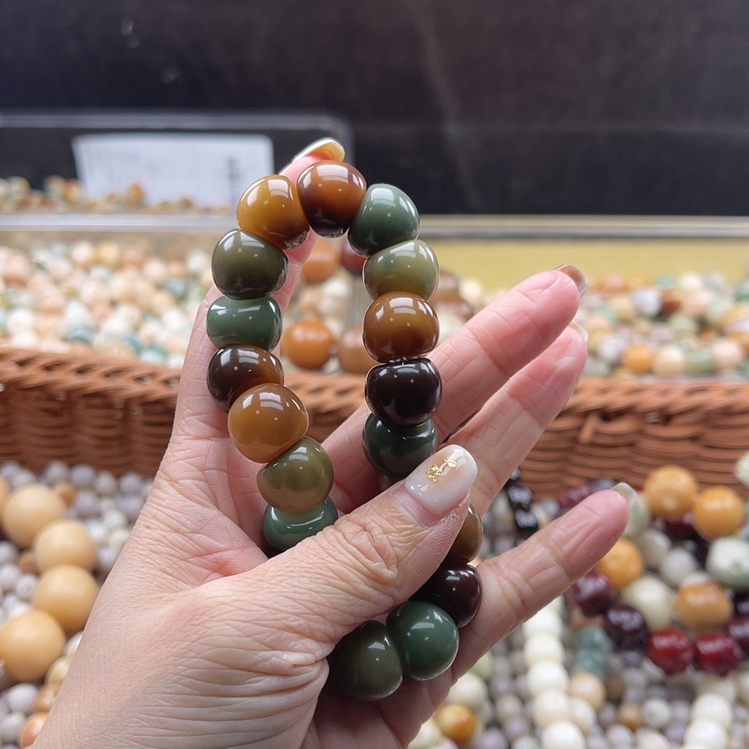 白玉菩提吊坠Q/14mm/1条手串