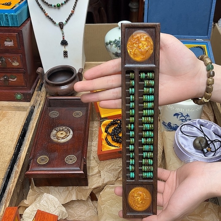 大叶紫檀（黑酸枝木类）