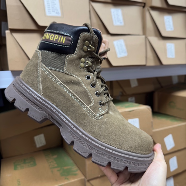 春秋单款真皮马丁靴男女同款透气百搭201微瑕疵