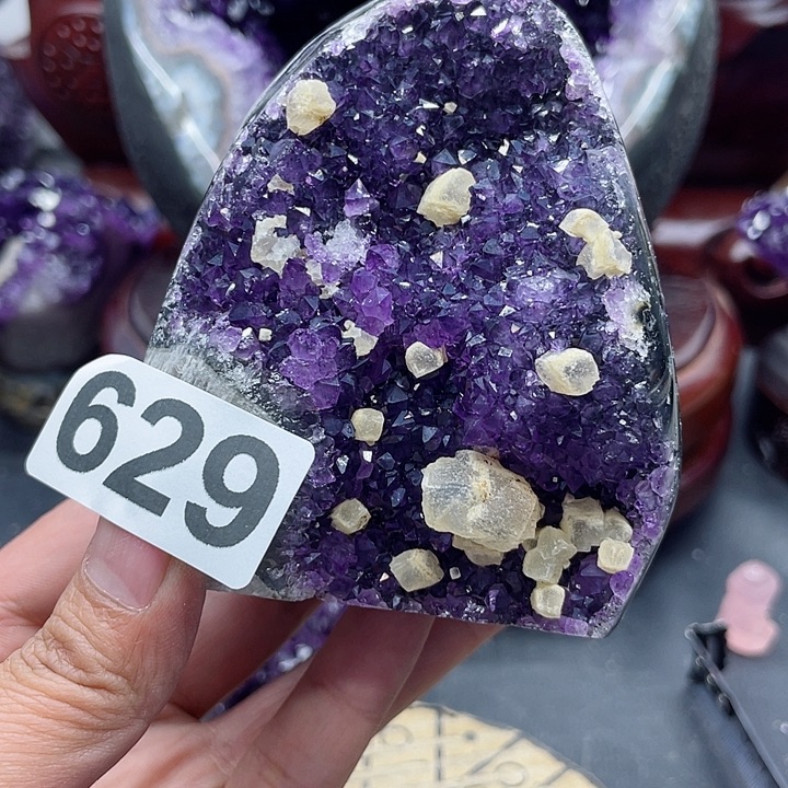 水晶大型摆件（非配饰）未镶嵌