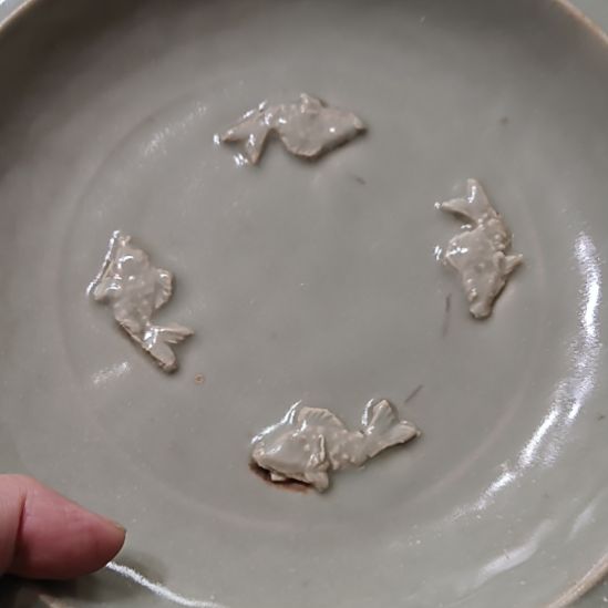 沐***泉摆件一件精美龙泉大盘子全品