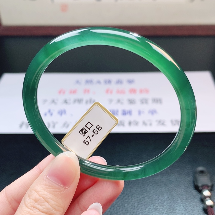 翡翠未镶嵌手镯翡翠手镯19