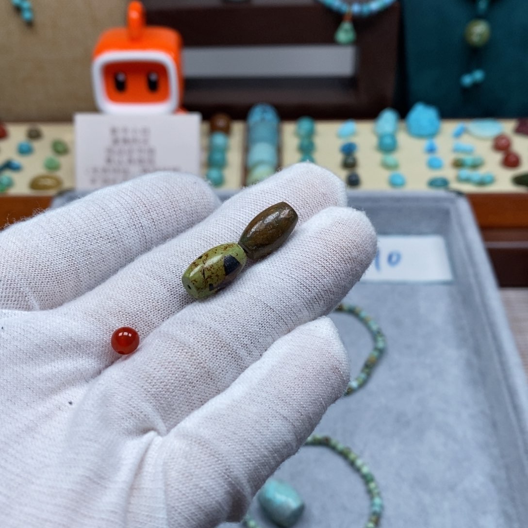 未镶嵌配饰南红玛瑙