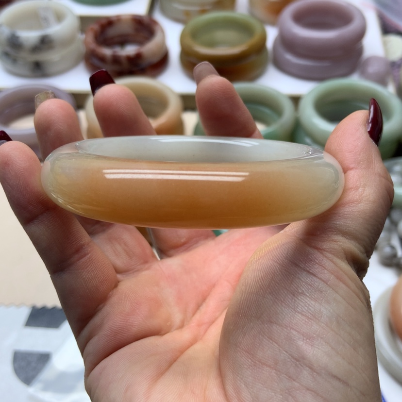 【闪购商品】未镶嵌手链石英岩玉敏*