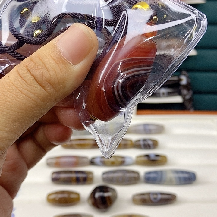 般***观玛瑙/玉髓未镶嵌颈饰