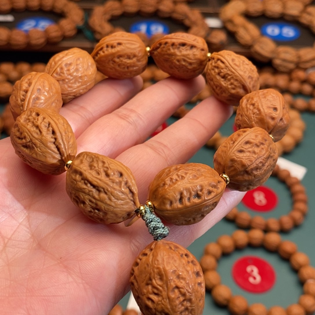 文玩核桃手串21尺寸桃心