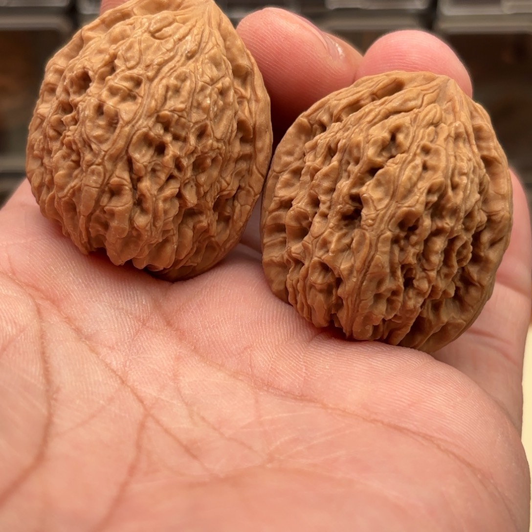 把件文玩核桃南疆石