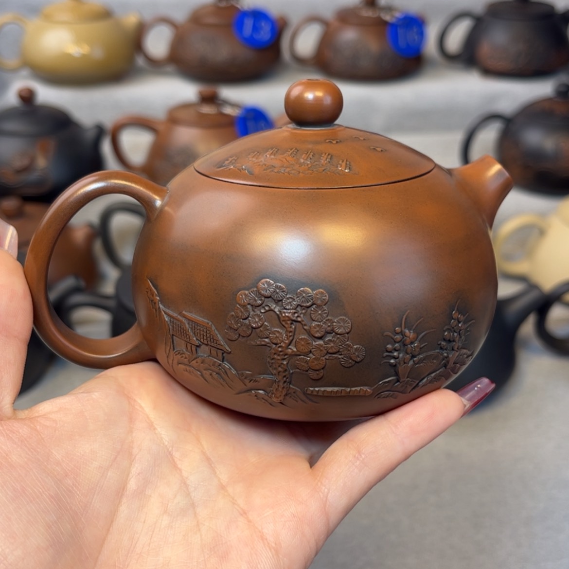 【闪购商品】红泥 微微瑕 容量 249c c