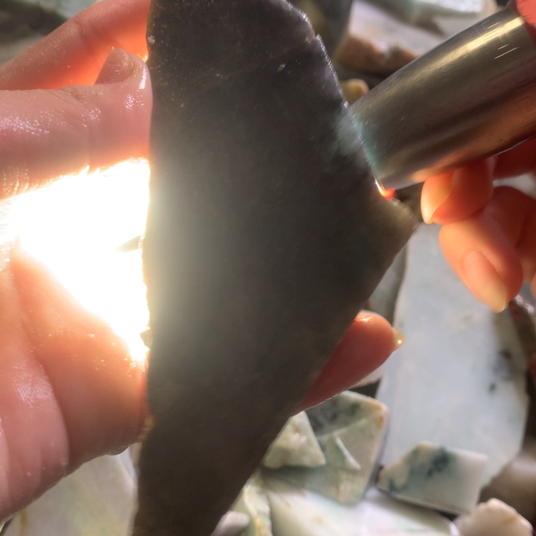 翡翠颈饰未镶嵌缅甸翡翠