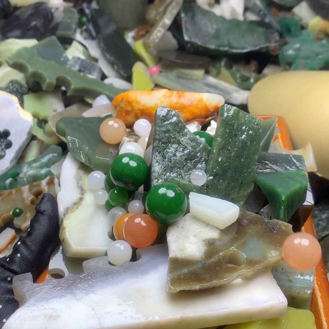 和田玉（糖玉）未镶嵌颈饰勇*