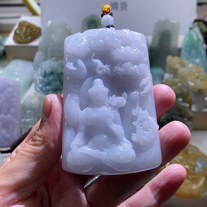 【闪购商品】翡翠颈饰未镶嵌观音