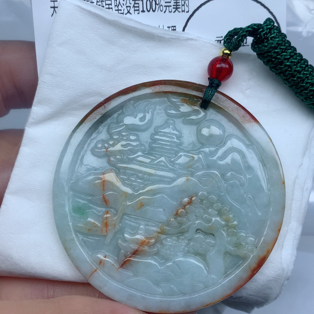 翡翠颈饰未镶嵌翡翠 