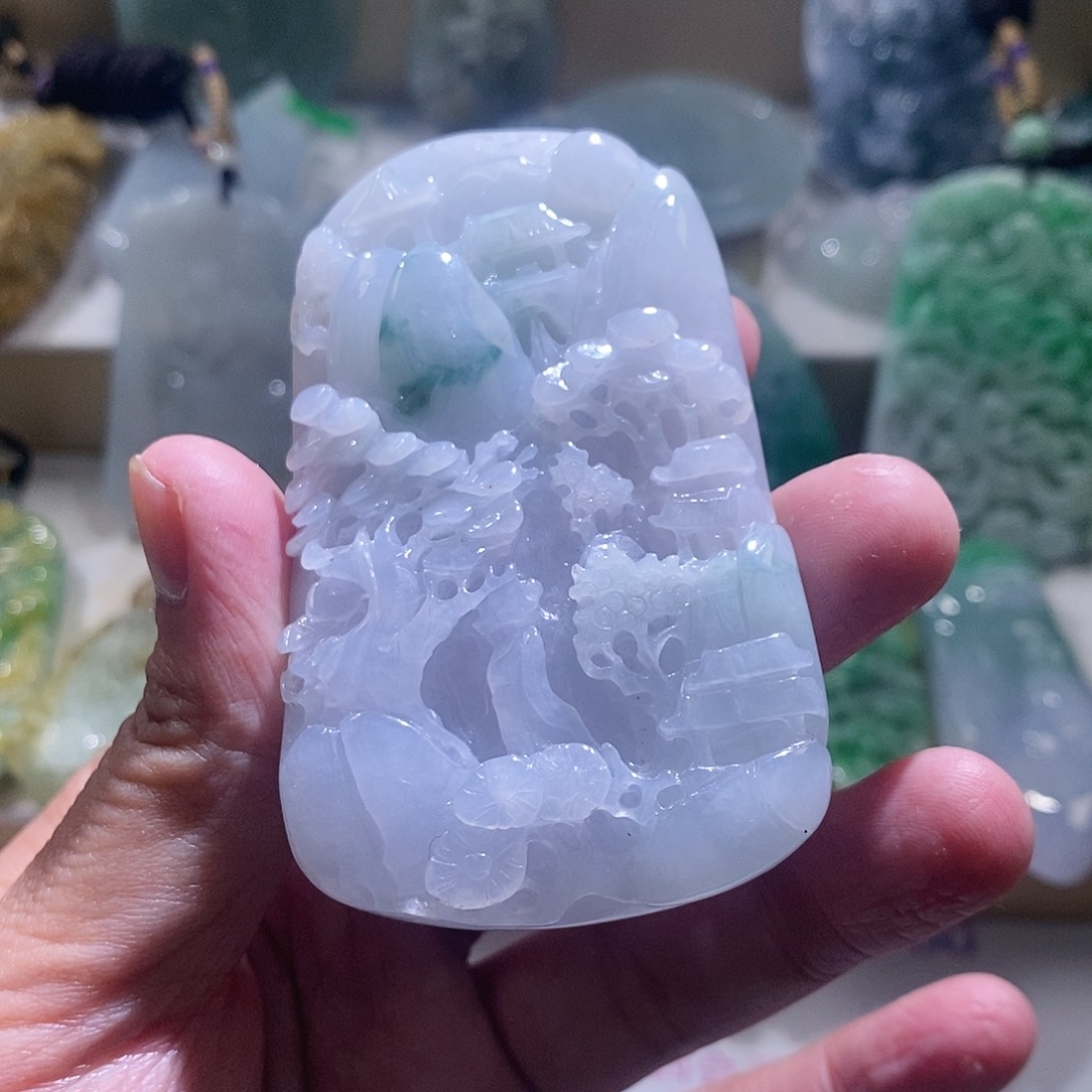 【闪购商品】翡翠颈饰未镶嵌山水