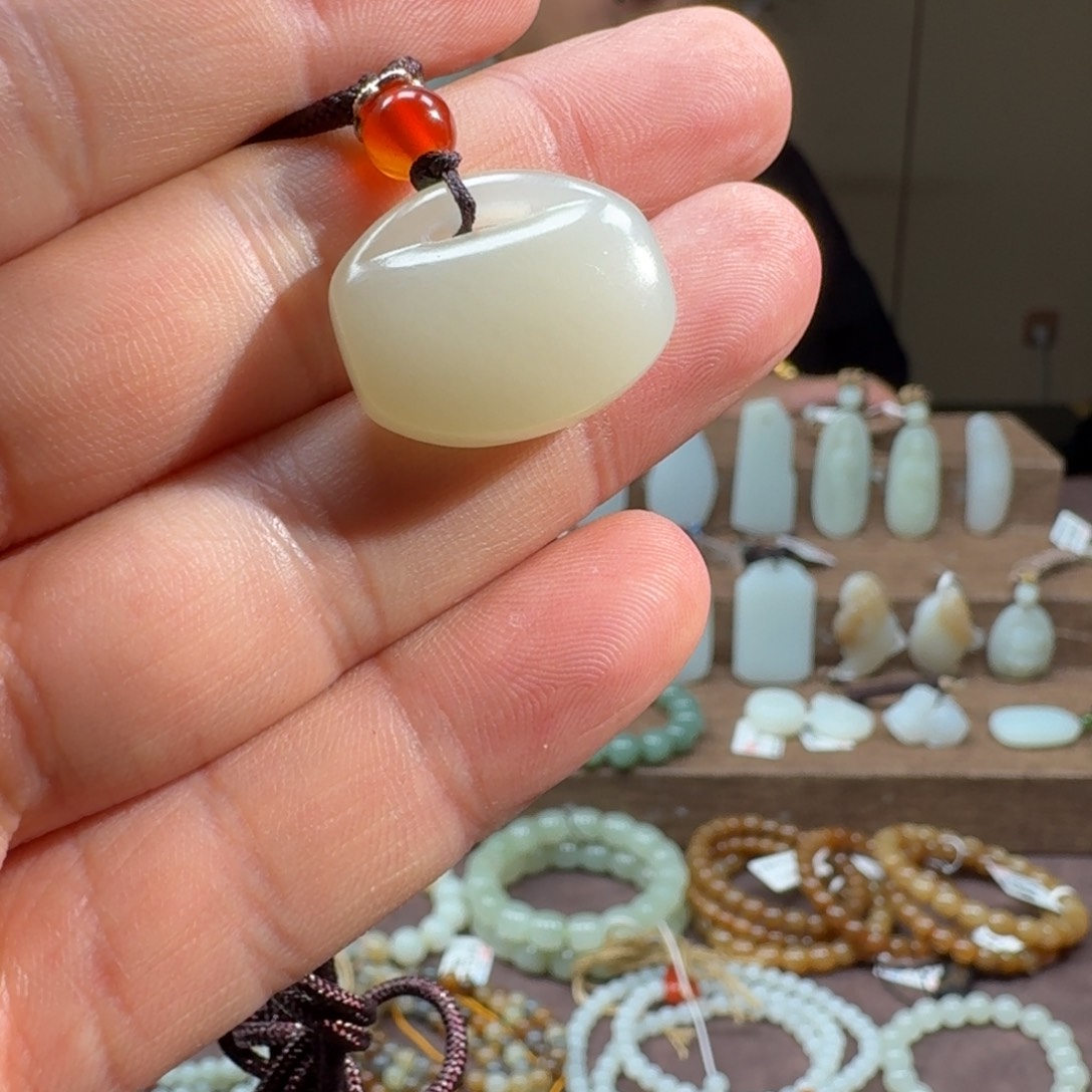 和田玉挂件未镶嵌