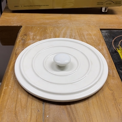 微瑕，不能明火，内口径18，外21盖子