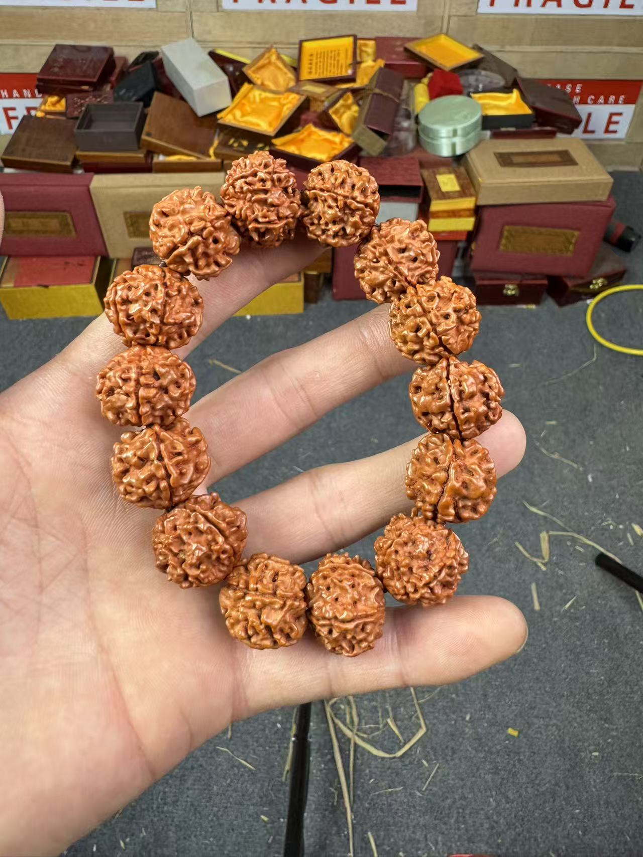 s1122-金刚菩提手串无礼盒