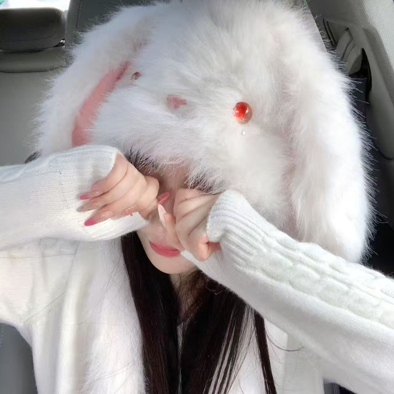 大耳朵兔兔帽子时尚百搭毛绒秋冬冬季加厚甜美宽松白色帽子