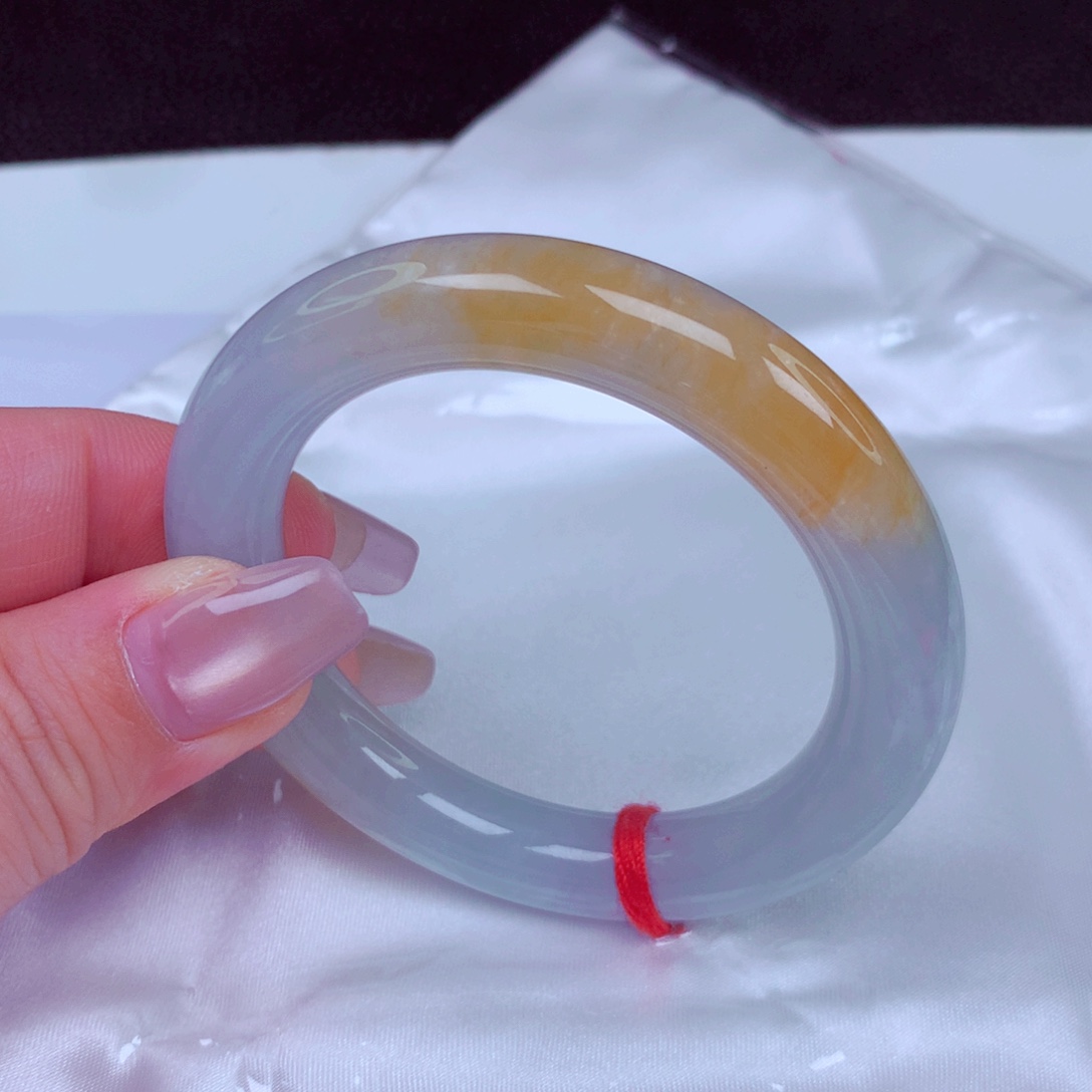 肖***贝翡翠未镶嵌手镯手镯