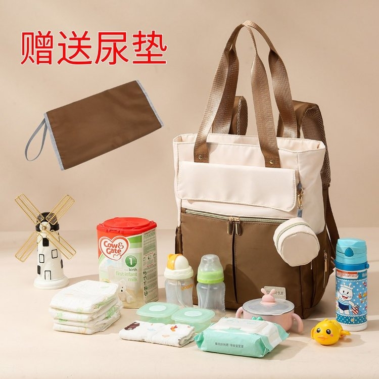 2024新款宝妈双肩包便携式外出母婴包可挂拉杆箱出行宝爸双层背包