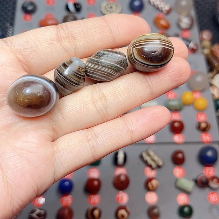 未镶嵌玛瑙/玉髓珠宝半成品莫*