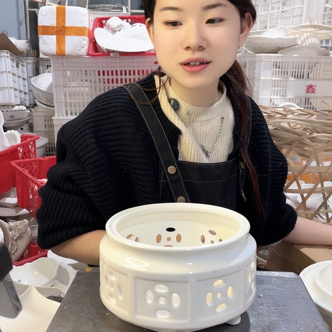 盘佳**了微瑕产品………铜钱炉18cm一个