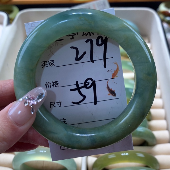 未镶嵌蛇纹石玉手镯f****e