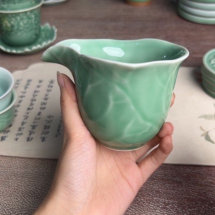 龙泉云间青瓷小米茶器