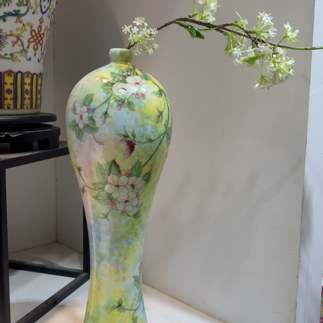 景德镇陶瓷花瓶摆