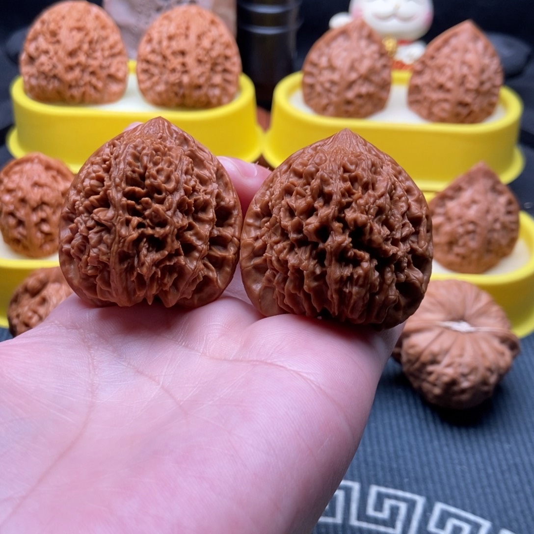 酒***圈文玩核桃吊坠满天星
