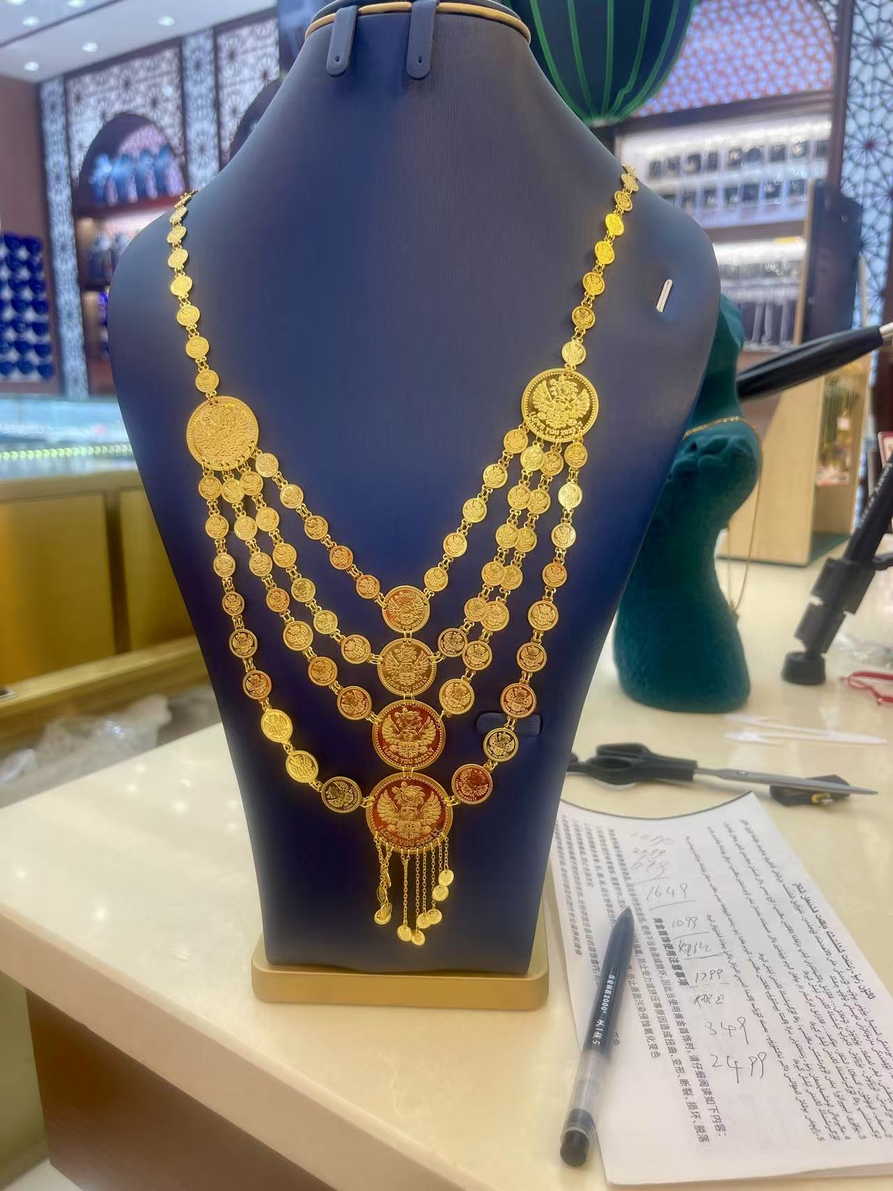 合金项链 镂空宽面时尚手镯手工气质轻奢百搭复古金色重工11