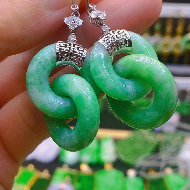 翡翠18K金镶嵌耳饰耳坠