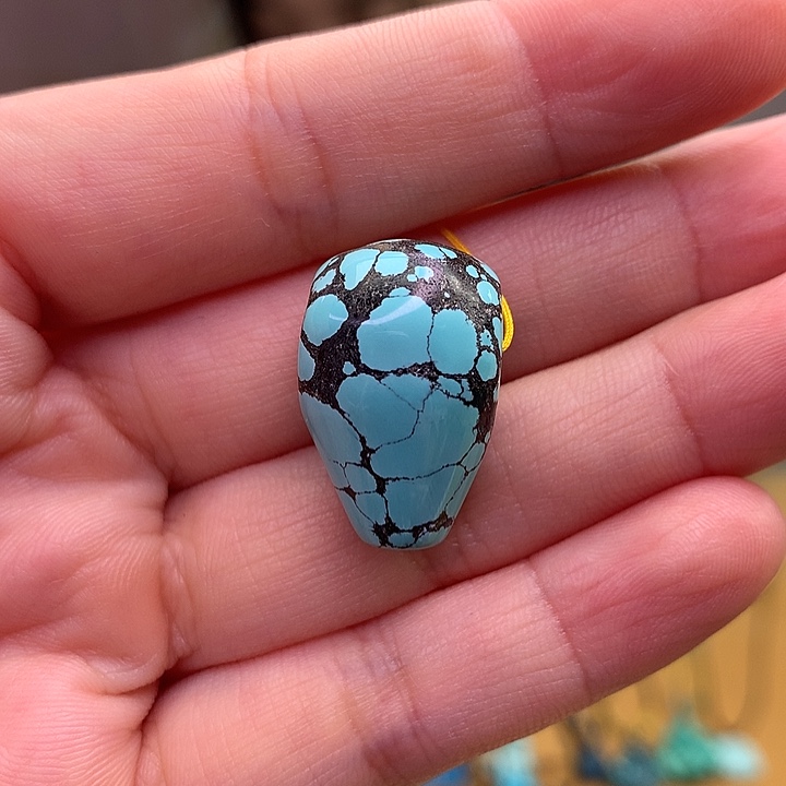 绿松石未镶嵌原矿