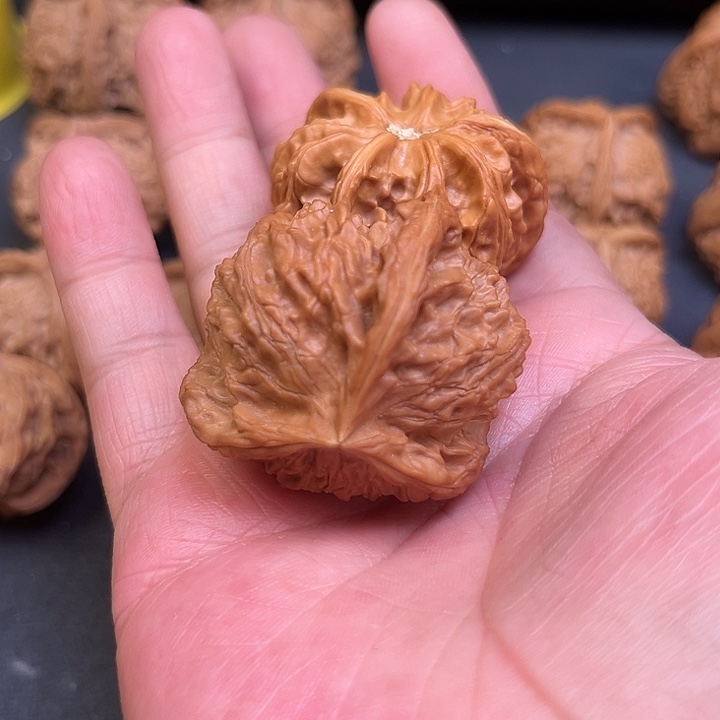 文玩核桃吊坠j***n我想要