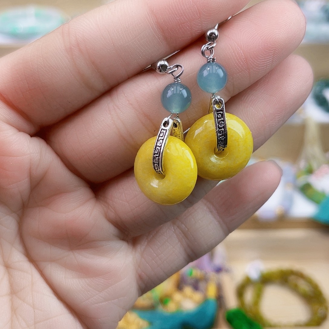 翡翠未镶嵌手链耳坠