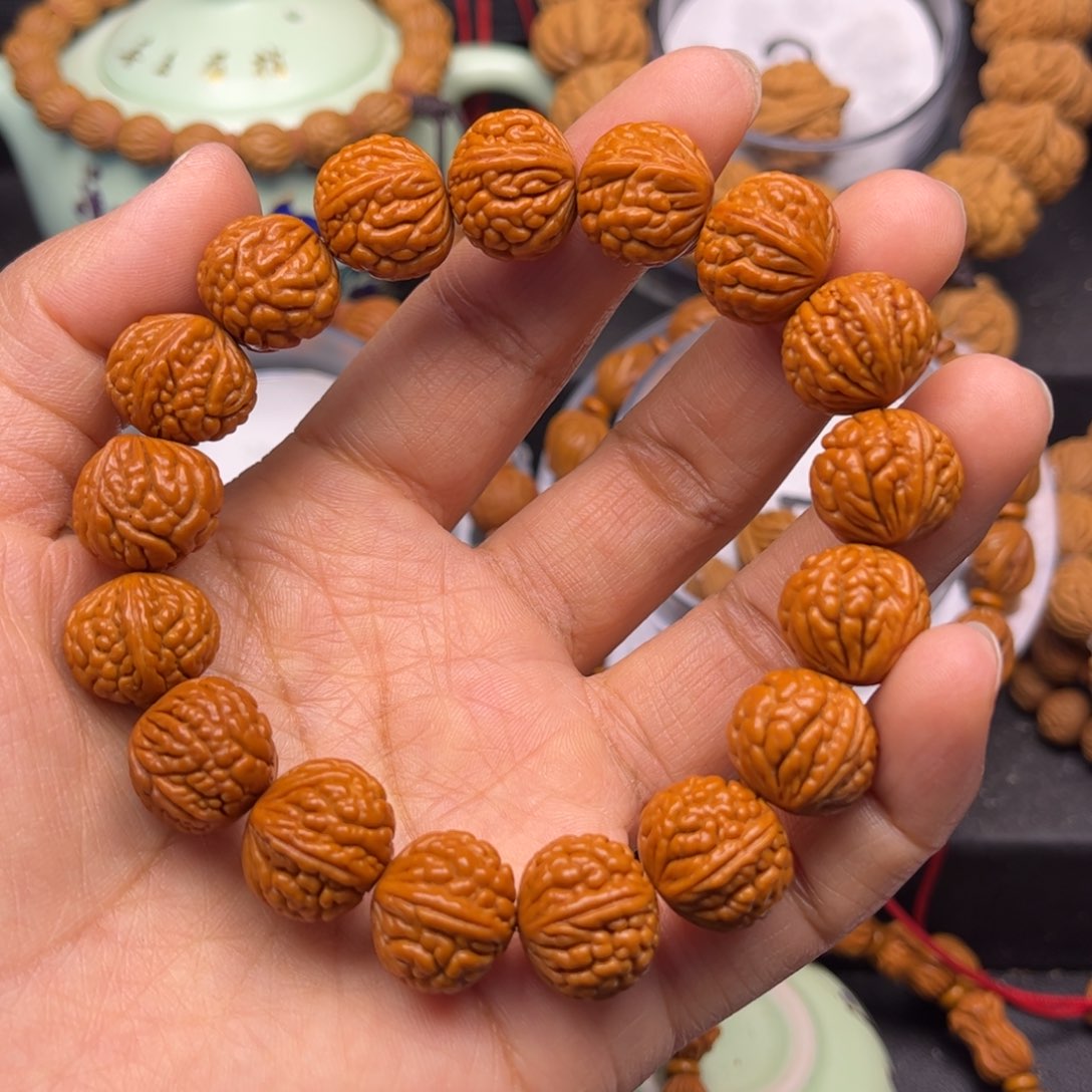 桃核吊坠龙纹桃核