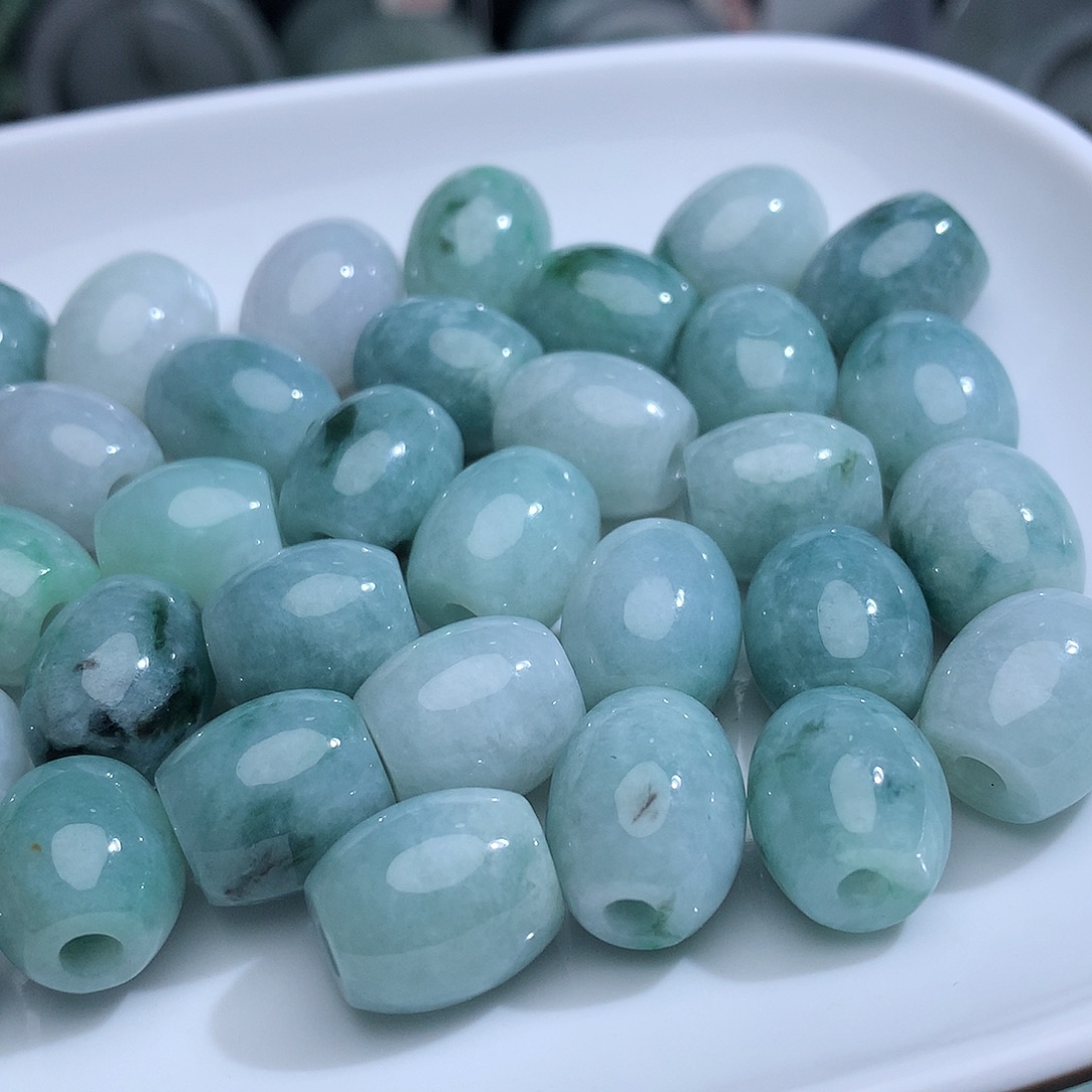 颈饰未镶嵌翡翠发1个