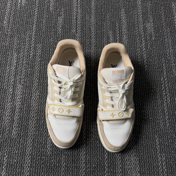 95新 LouisVuitton/路易威登 Trainer牛皮低帮板鞋/42.5码/4351