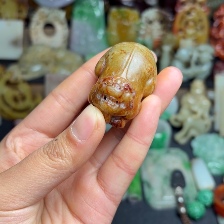 和田玉（糖玉）未镶嵌挂件