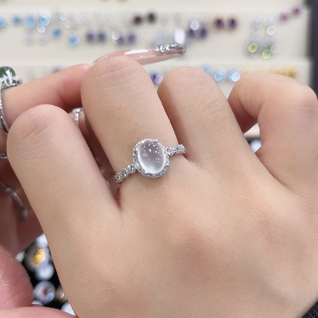 你***？岫玉银S925镶嵌戒指