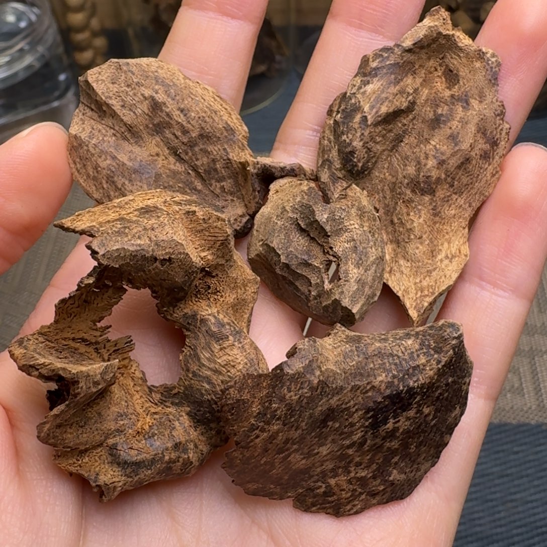 妖***藏木海南霸王岭沉水老料8.5克