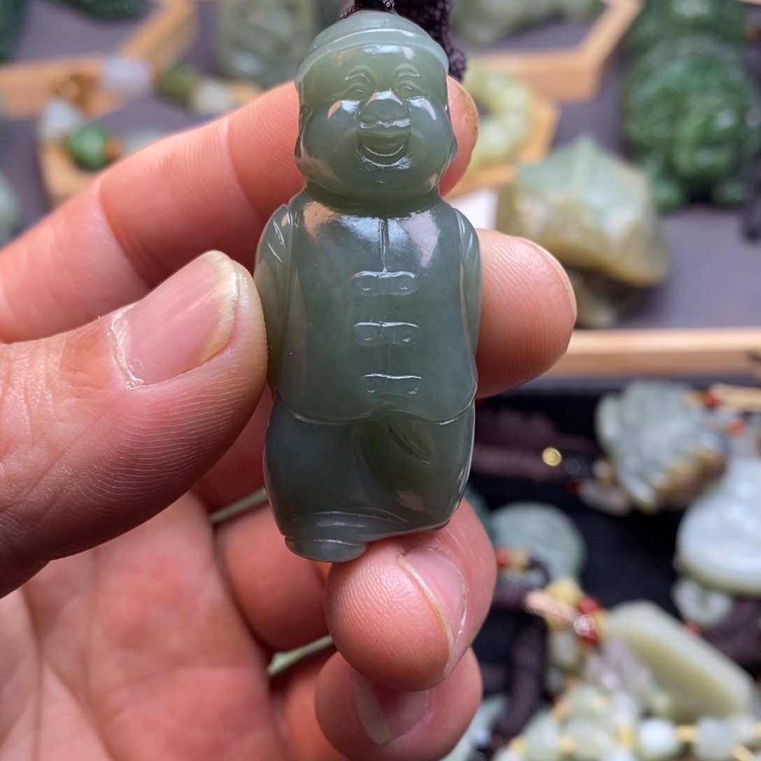 和田玉颈饰未镶嵌