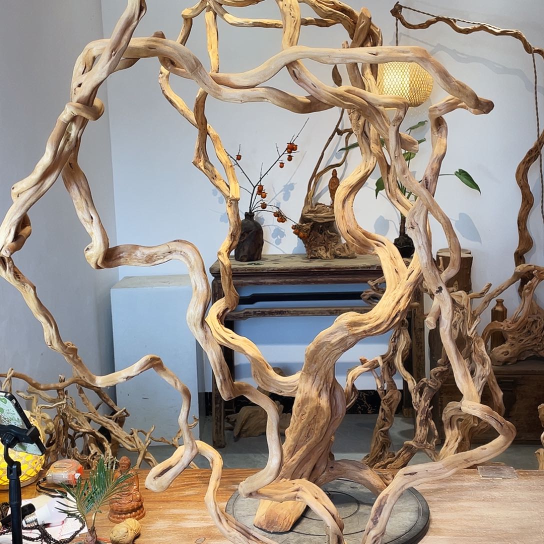 L***N天然根雕陶制艺术品