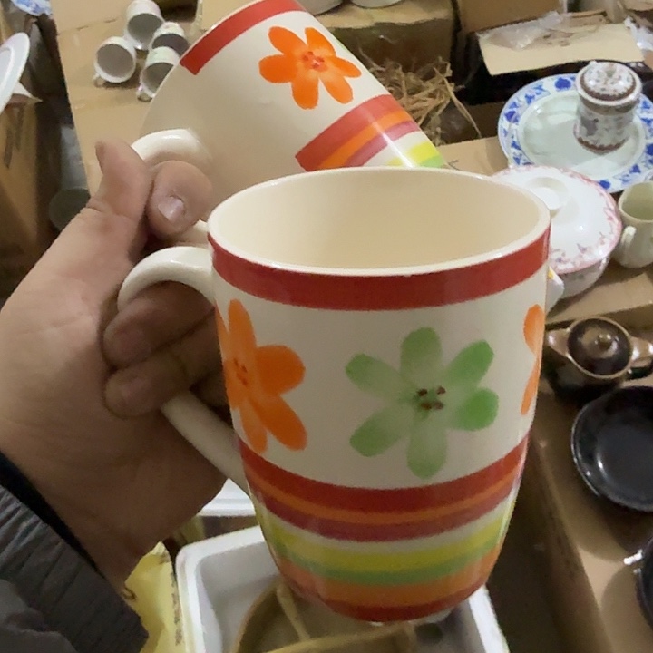 茶盏陶瓷盘子啥都有