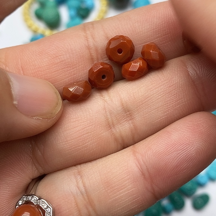 南红玛瑙未镶嵌珠宝奇石