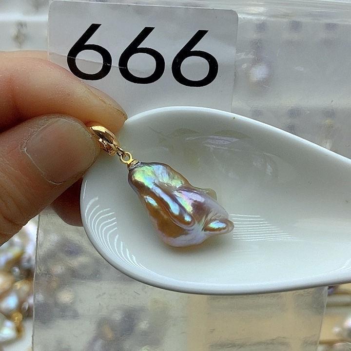 淡水珍珠颈饰未镶嵌