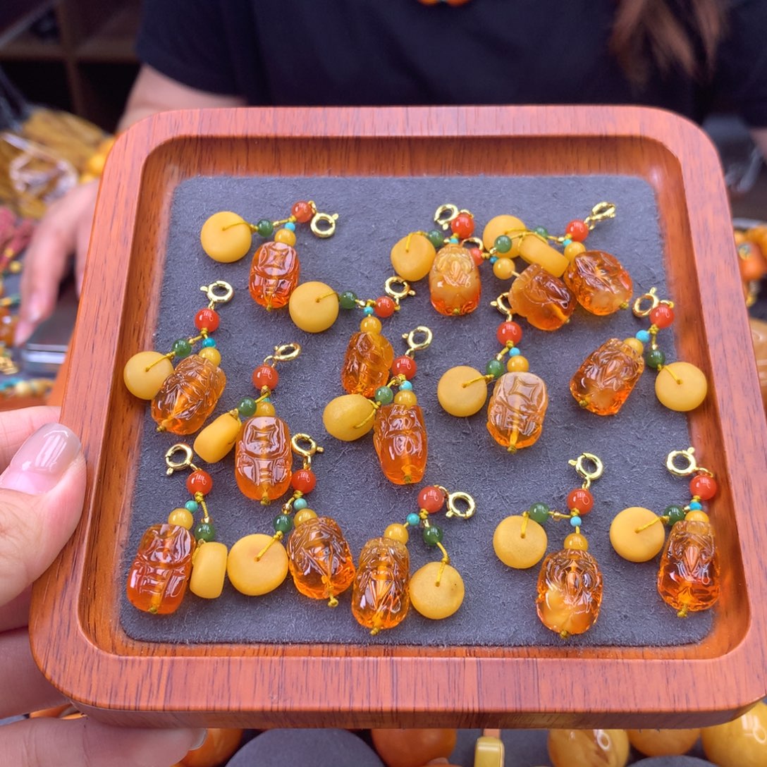 未镶嵌吊坠(不含链)琥珀多样性发一